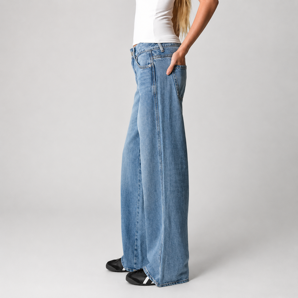 BootyLift™ Low Rise Baggy Jeans